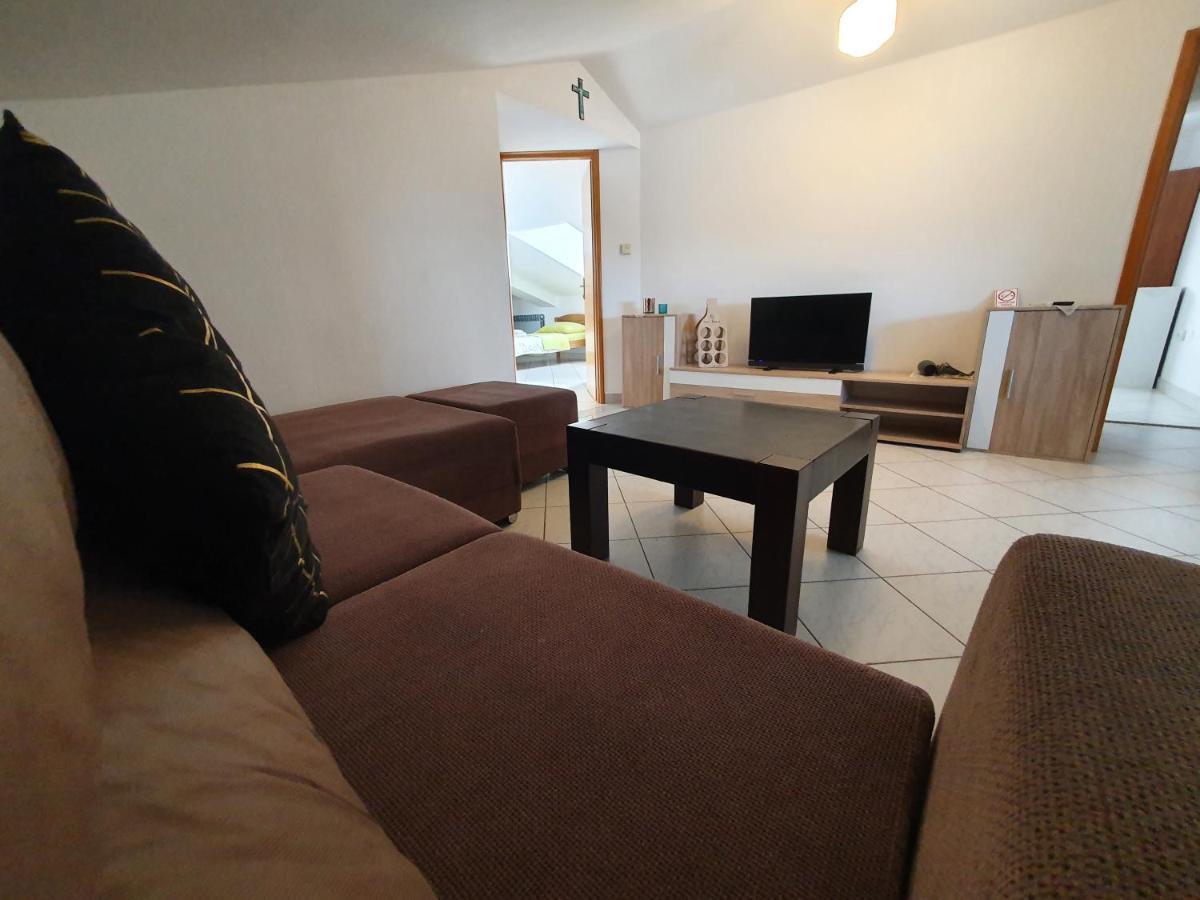 Apartments & Rooms Krk Krk Island Dış mekan fotoğraf