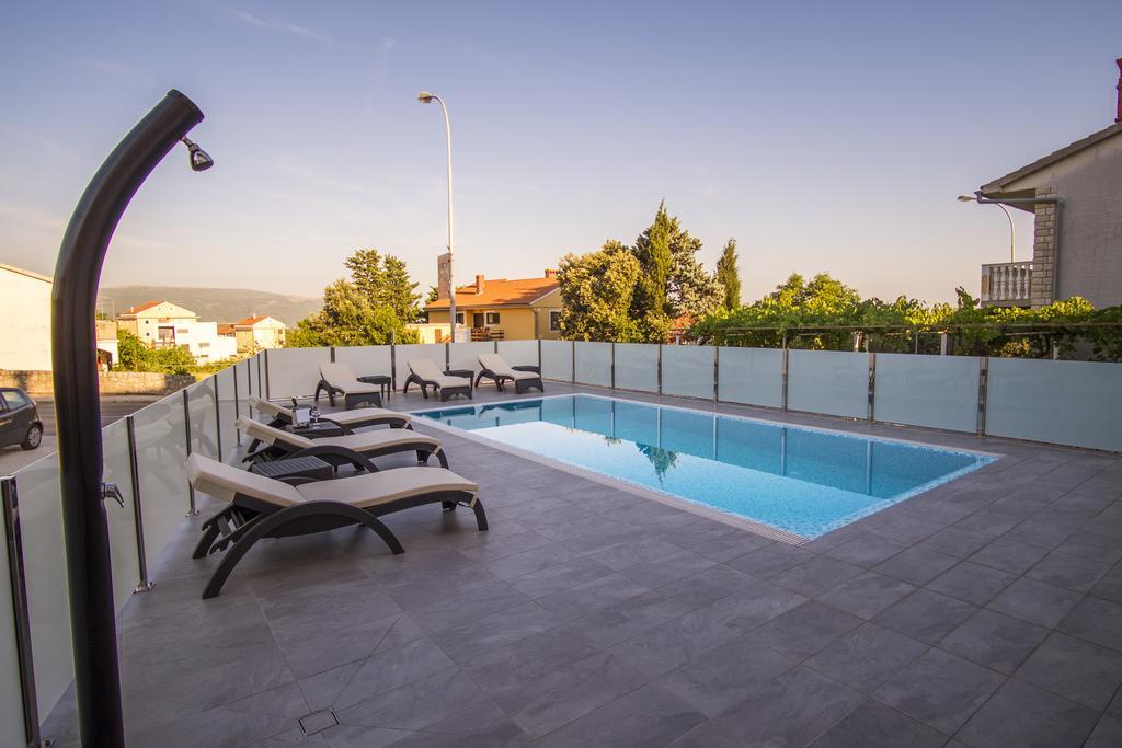 Apartments & Rooms Krk Krk Island Dış mekan fotoğraf
